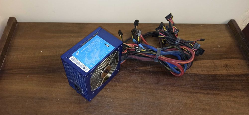 Блок питания ATX 900W FSP EPSILON (8+4pin cpu, 2x8pin + 2x6pin gpu)