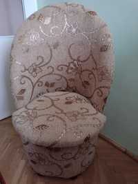 Krzeselko  tapicerowane nowe, dla małej damy i dla dorosłych