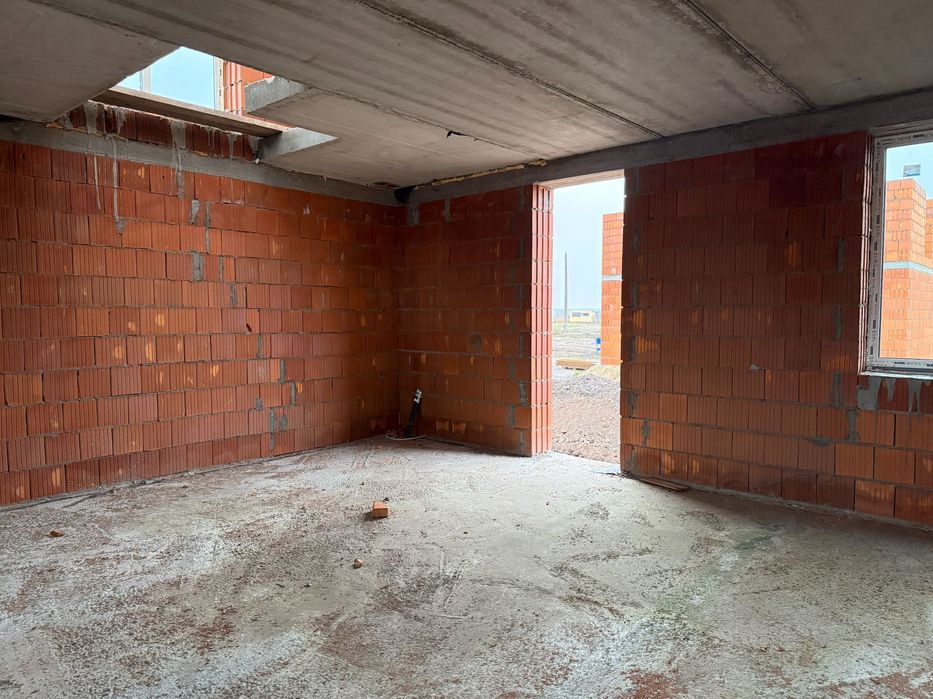 Будинок 95 кв.м Ovillas (Зазимʼя). АКЦІЯ безпечна кімната у подарунок