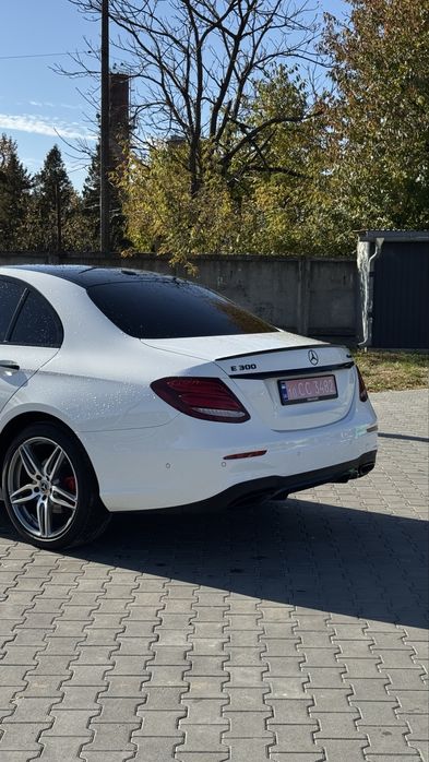 Mercedes-Benz E-Class (w213) 4 Matic
