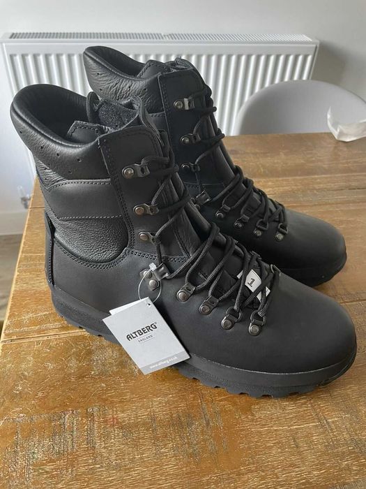 Берці Alt-Berg Defender Black Британія (чорні) р40, 43 нові