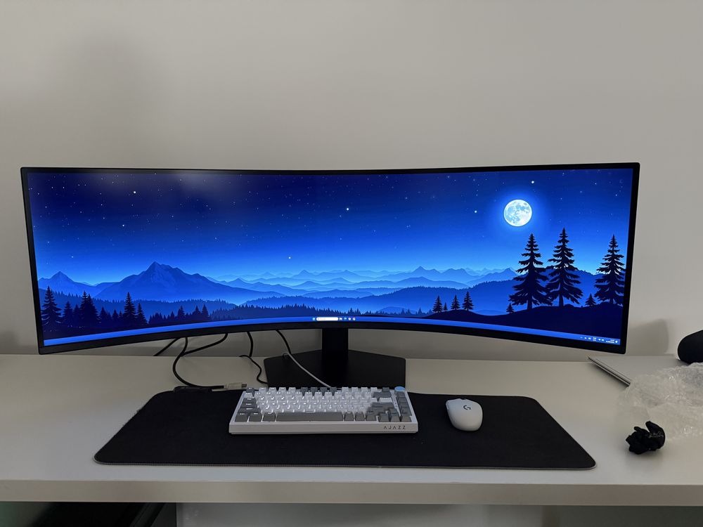 Monitor Gaming Curvo Samsung Odyssey G9 Ls49Cg954 49”