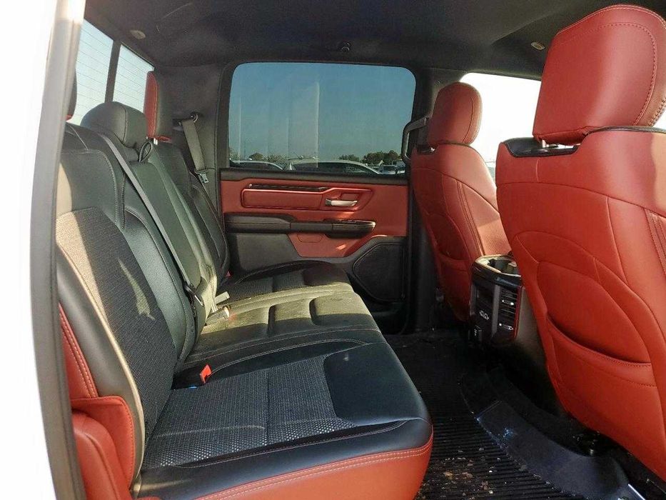 2020 Dodge Ram 1500 REBEL чудовий рамний пікап