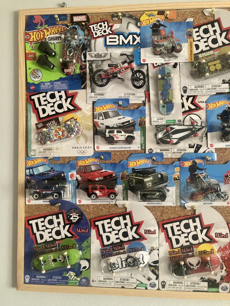 Quadro Colecionaveis Tech Deck/Hot Wheels