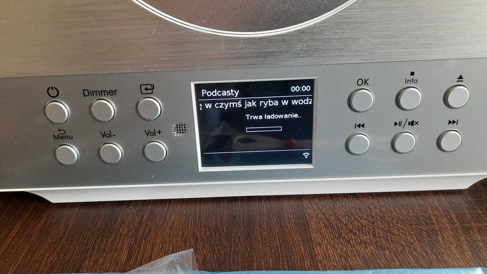 Pionowy zestaw stereo, radio internetowe, DAB+/ FM/CD, USB/MP3, pilot