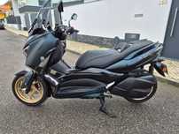 Yamaha X-Max  300 vs IRON MAX