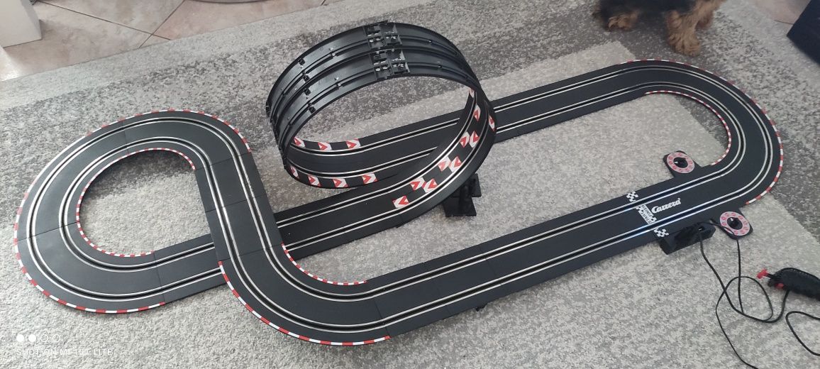 Tor wyścigowy samochodowy elektryczny mariokart Wii Carrera