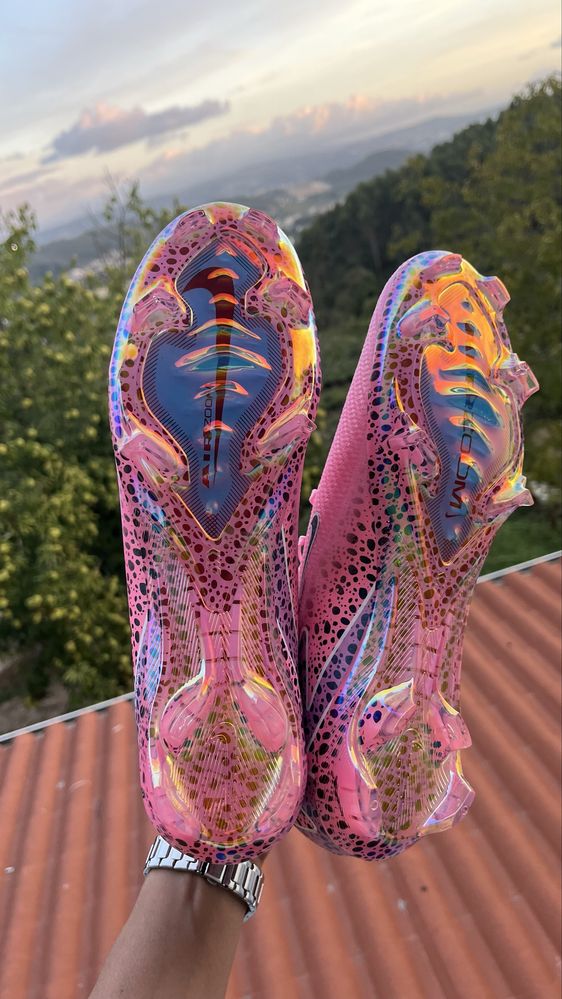 Chuteira Nike Mercurial