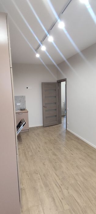 Продаж квартири 46.9 м/к