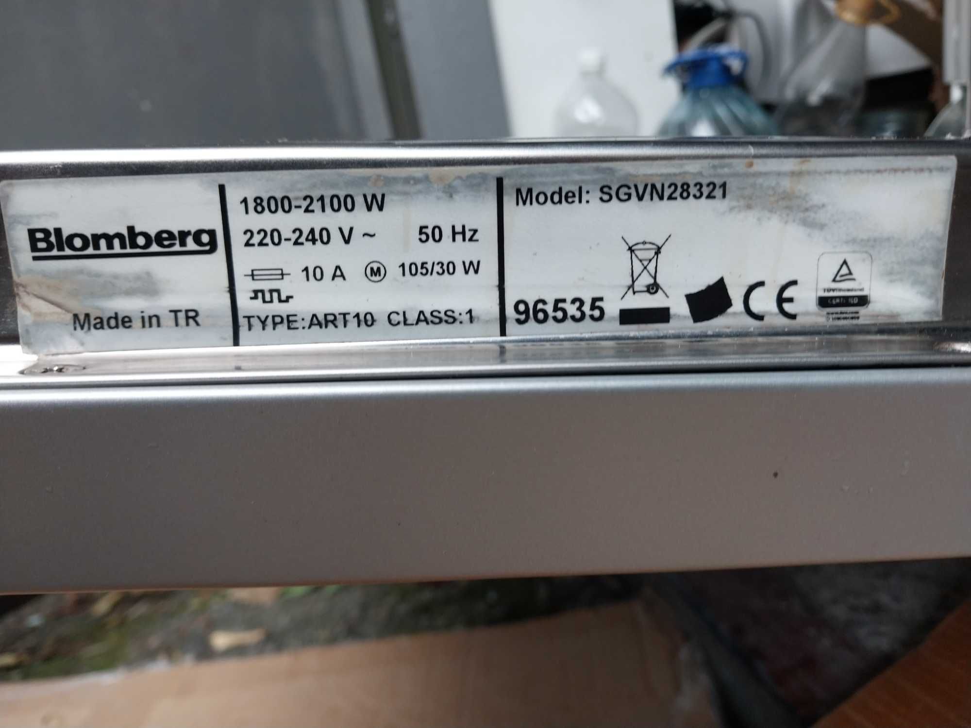 Посудомийна машина Blomberg SGVN28321 та SIEMENS  SN65M002SK/43