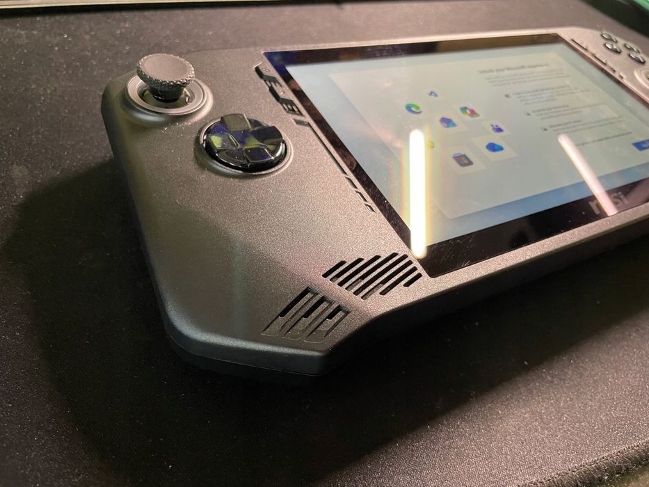 Msi Claw A1M-042FR konsola przenośna 512 Gb czarny