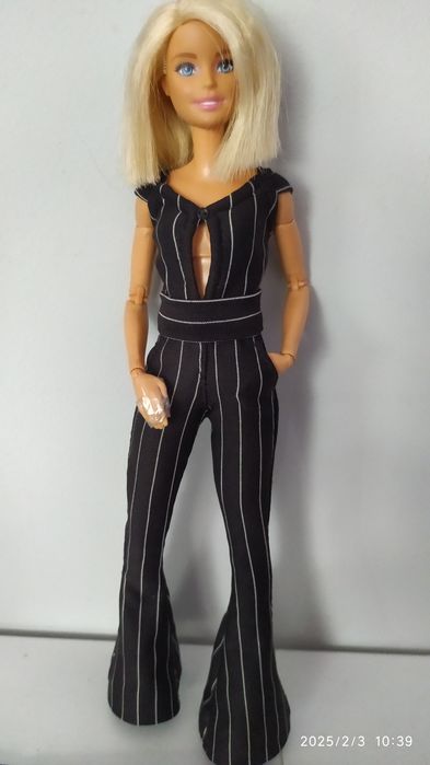 Ubrania dla lalek Barbie