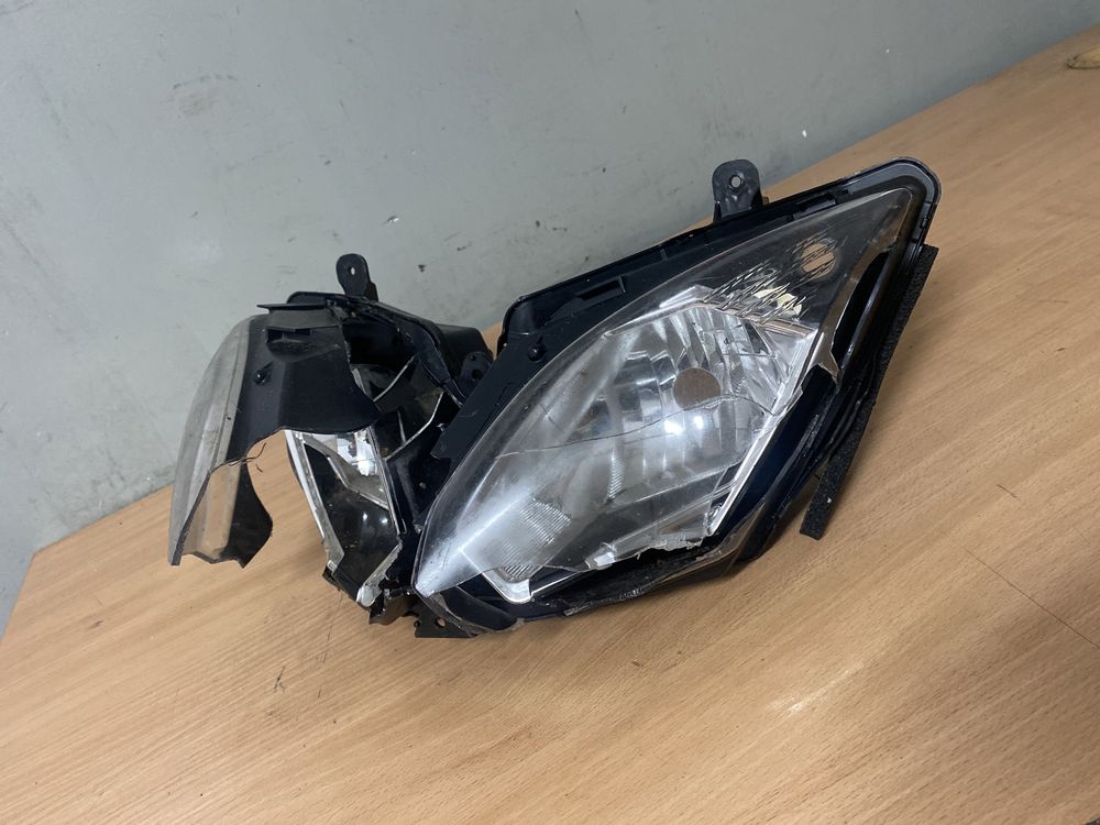 lampa Kawasaki Ninja 650 reflektor uszkodzona