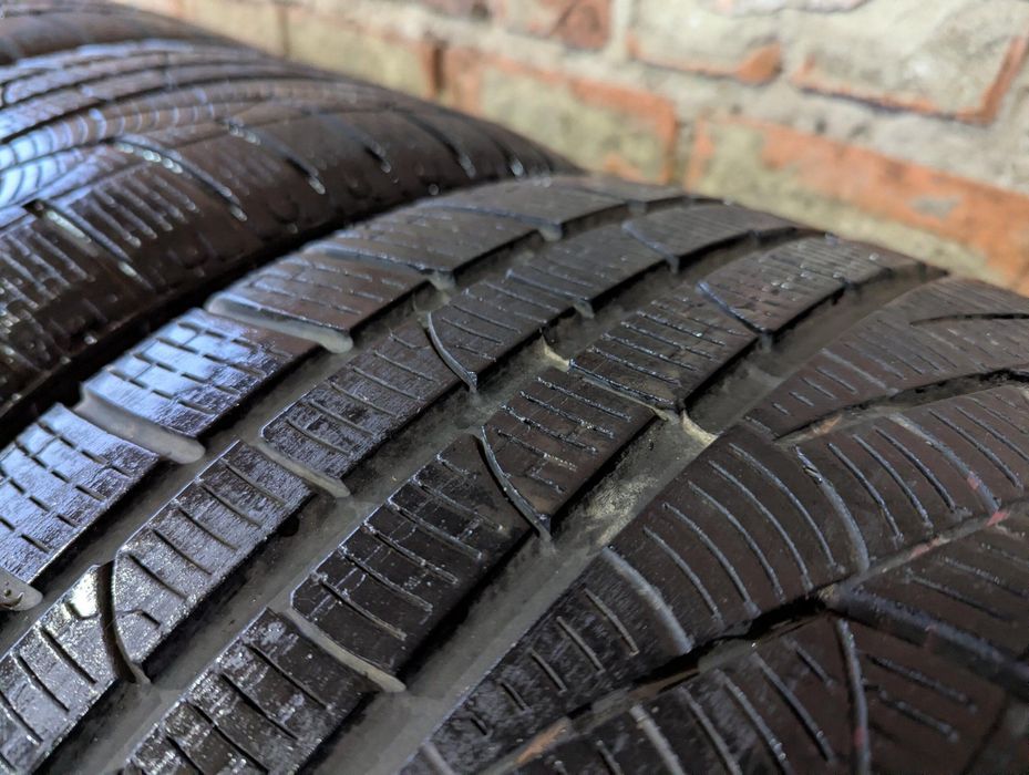 Гума Резина Pirelli Sottozrero 255/40/18 98V ЦІНА КОМПЛЕКТ 2500 ГРН