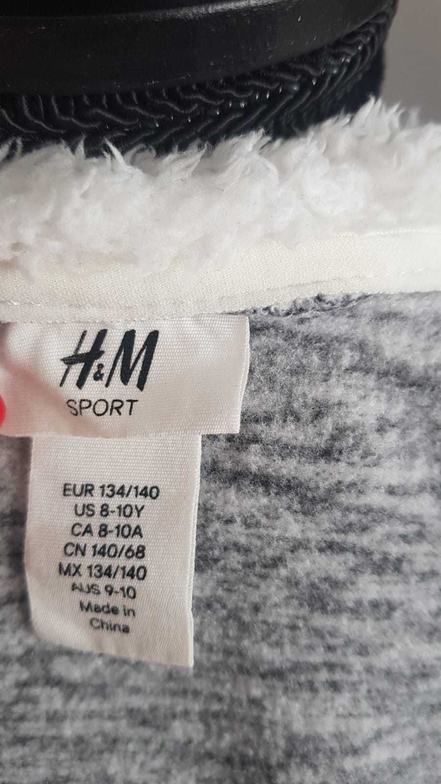 Ciepła bluza chłopięca H&M 134/140