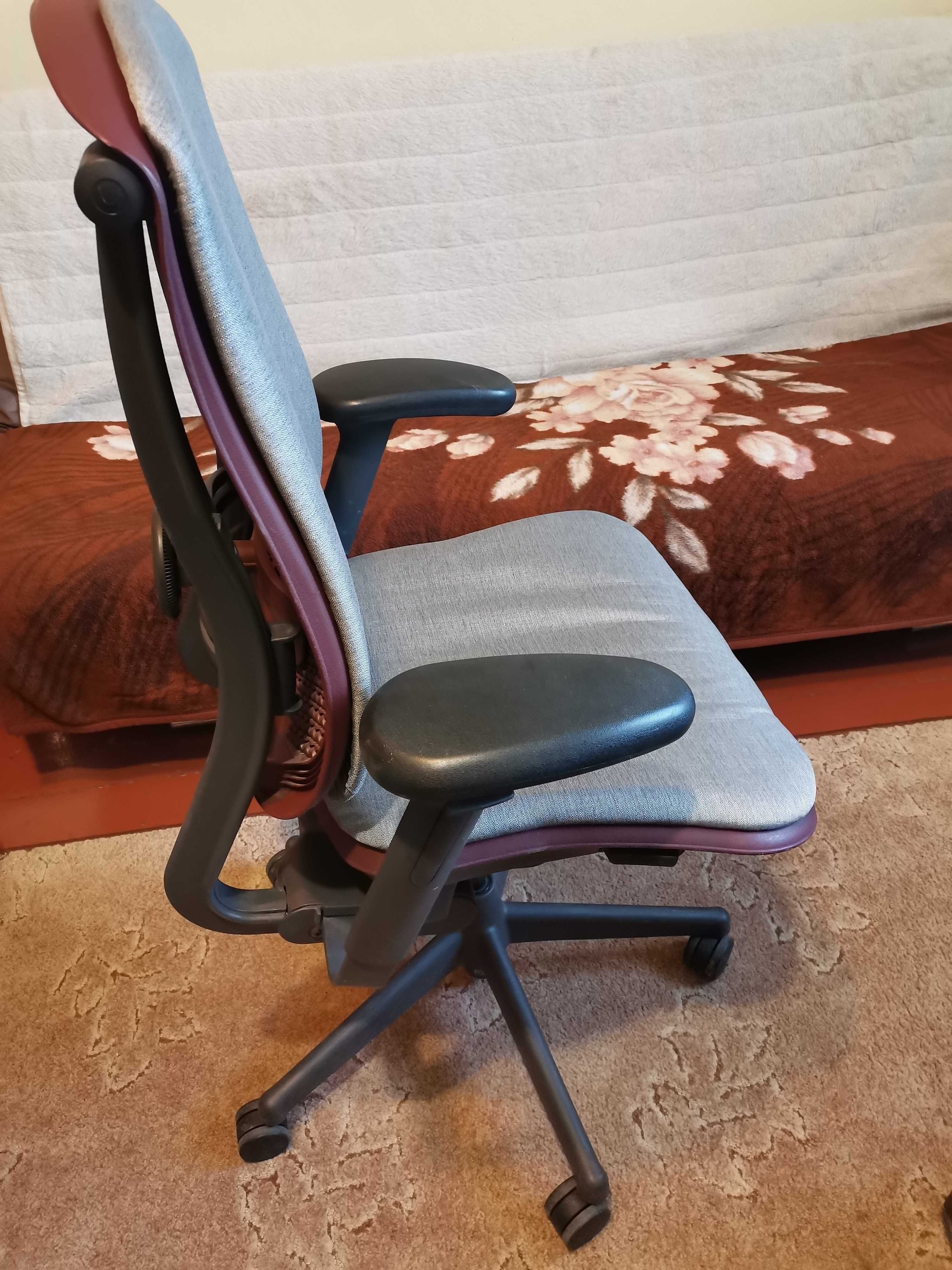 Fotel Herman Miller Celle