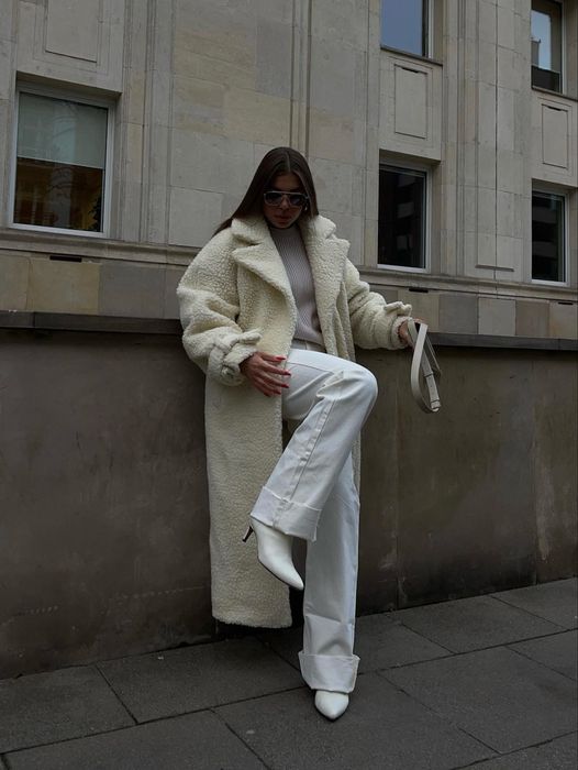 Шуба пальто Bazhane btq , вовна