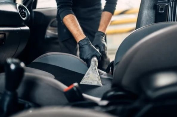 LuxCarDetailing Професійна хісчиста авто