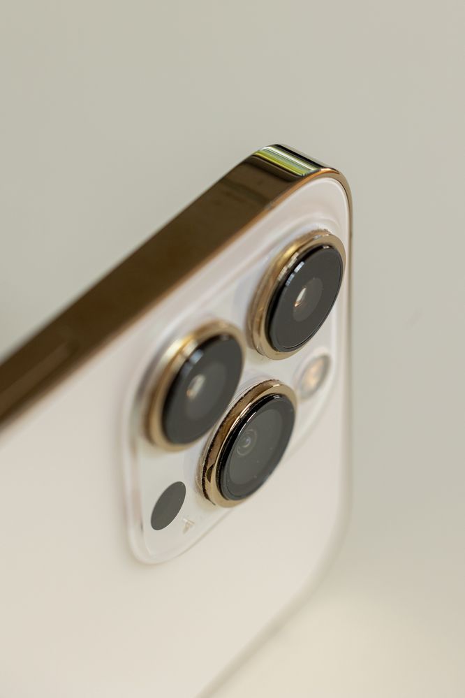 iPhone 13 pro 256gb gold złoty + peak design mobile everyday + dodatki