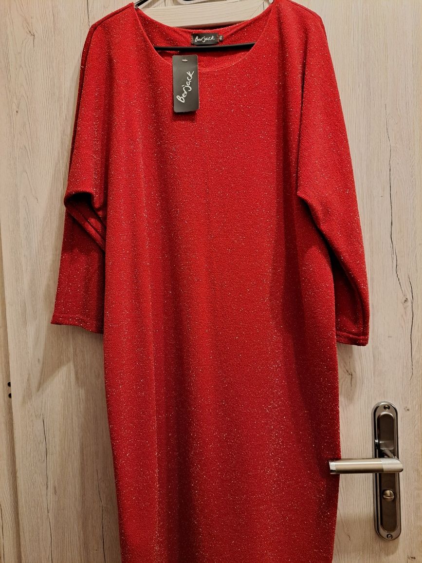 Nowa  śliczna czerwona sukienka