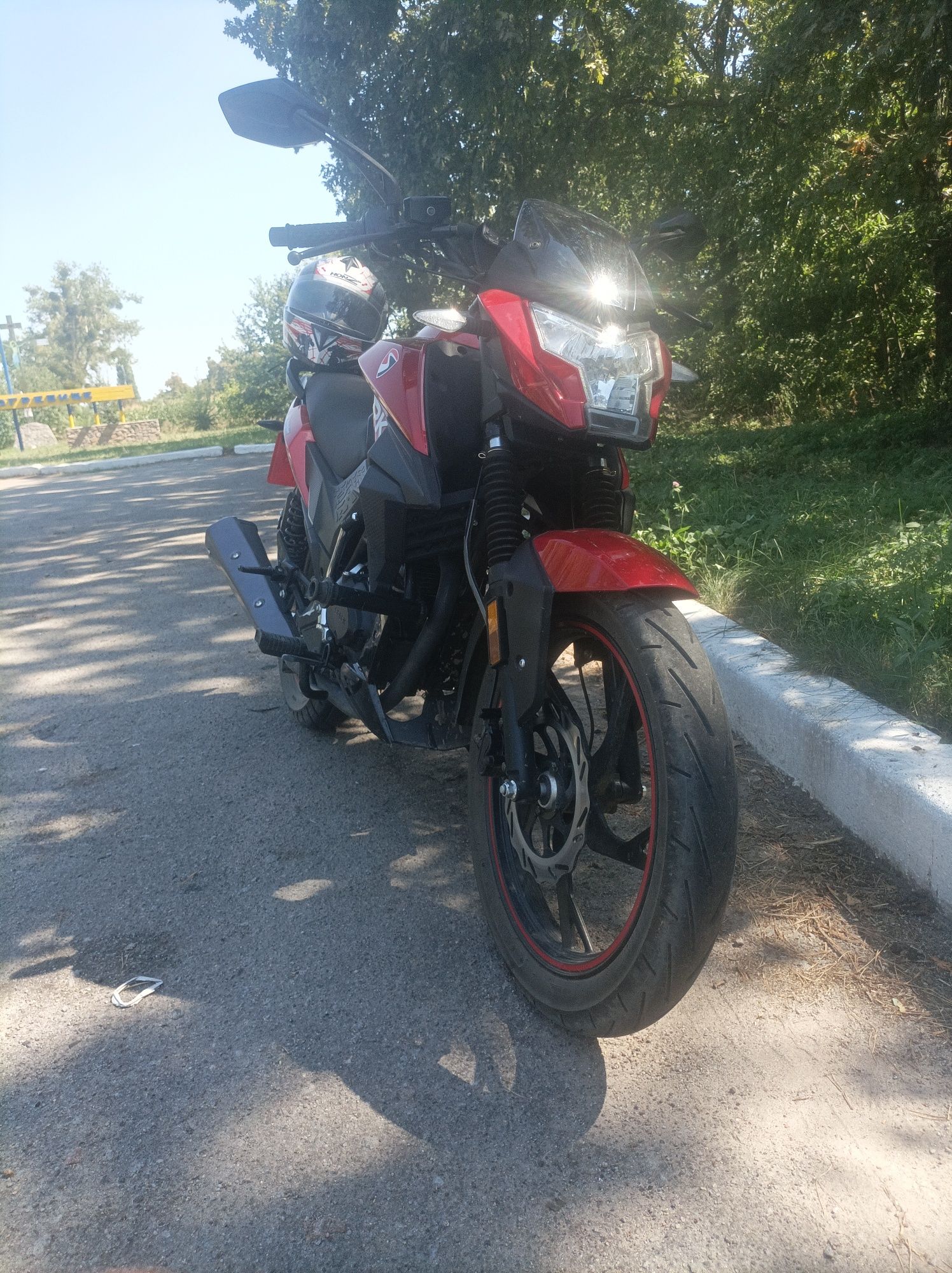 Продам мотоцикл Spark