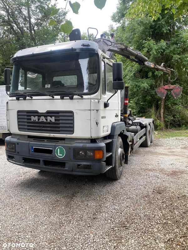 MAN F2000 hakowiec HDS 6x4