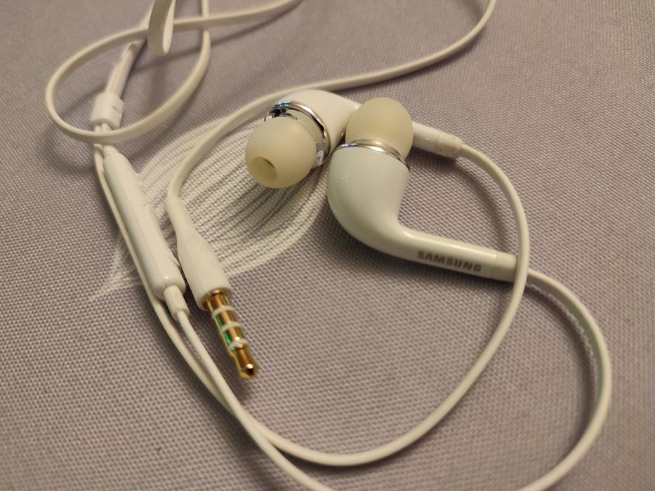 Nowe słuchawki Samsung Jack 3.5 mikrofon