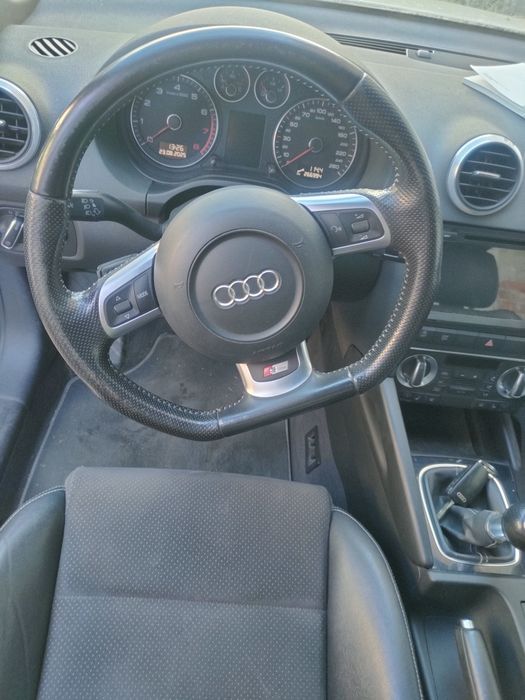 Audi A3 8P A4 B6 B7 A6 C6 kierownica multifunkcja trójramienna ścięta