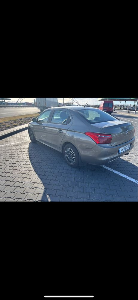 Продам автомобіль в ідеальному стані