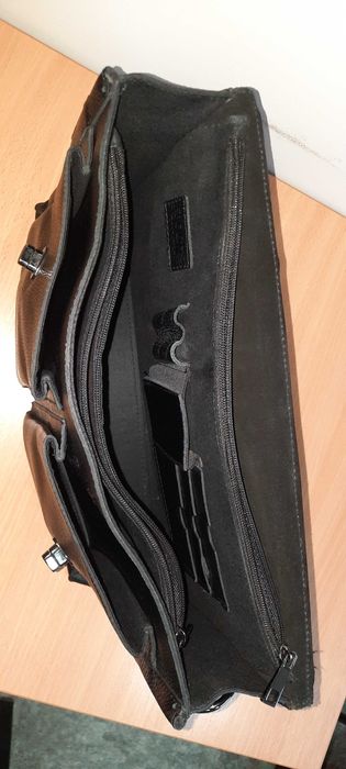 Портфель шкіряний м'який чорний BOND 1223-286