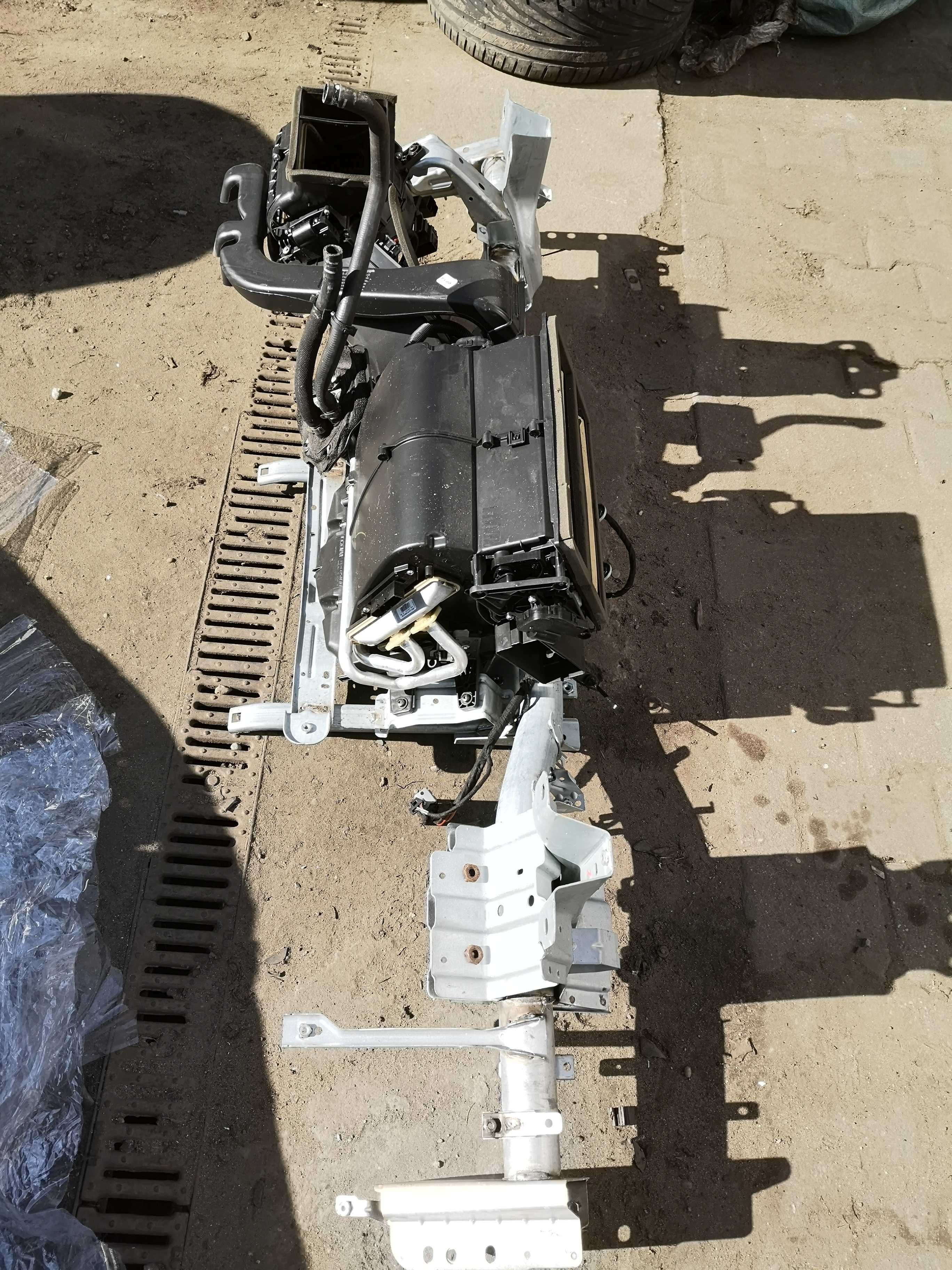 Deska rozdzielcza kokpit klimatyzacja Iveco daily