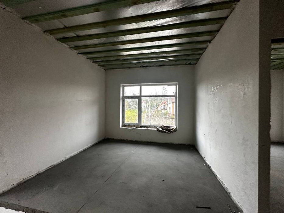 Будинок з прямим виходом до Лісу та чистовим оздобленням!