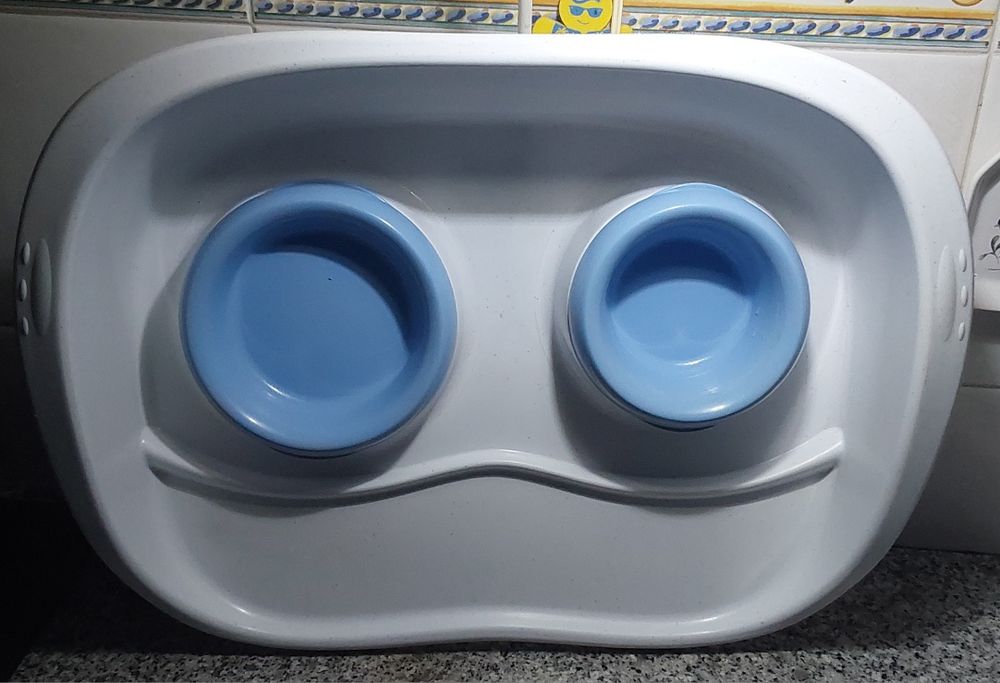 TABULEIRO COMEDOURO,BEBEDOURO,GATO OU CÃO.Casa,Quarto,Sala,Varanda,etc