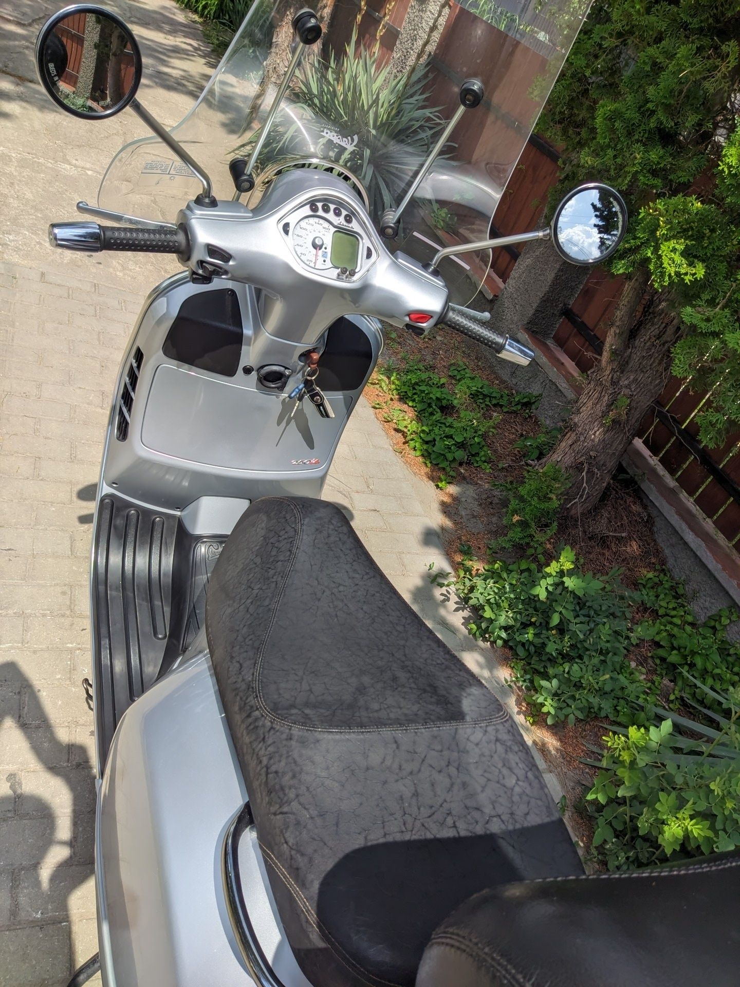 Piaggio Vespa 250/125, 2007r wtrysk, szyba, kufer RATY