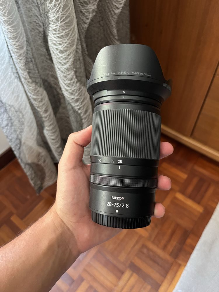 Nikon Nikkor Z 28-75mm f/2.8 como nova