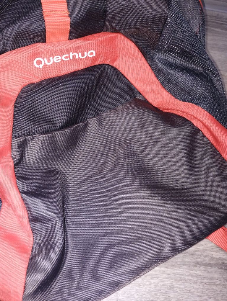 Продам рюкзак Quechua