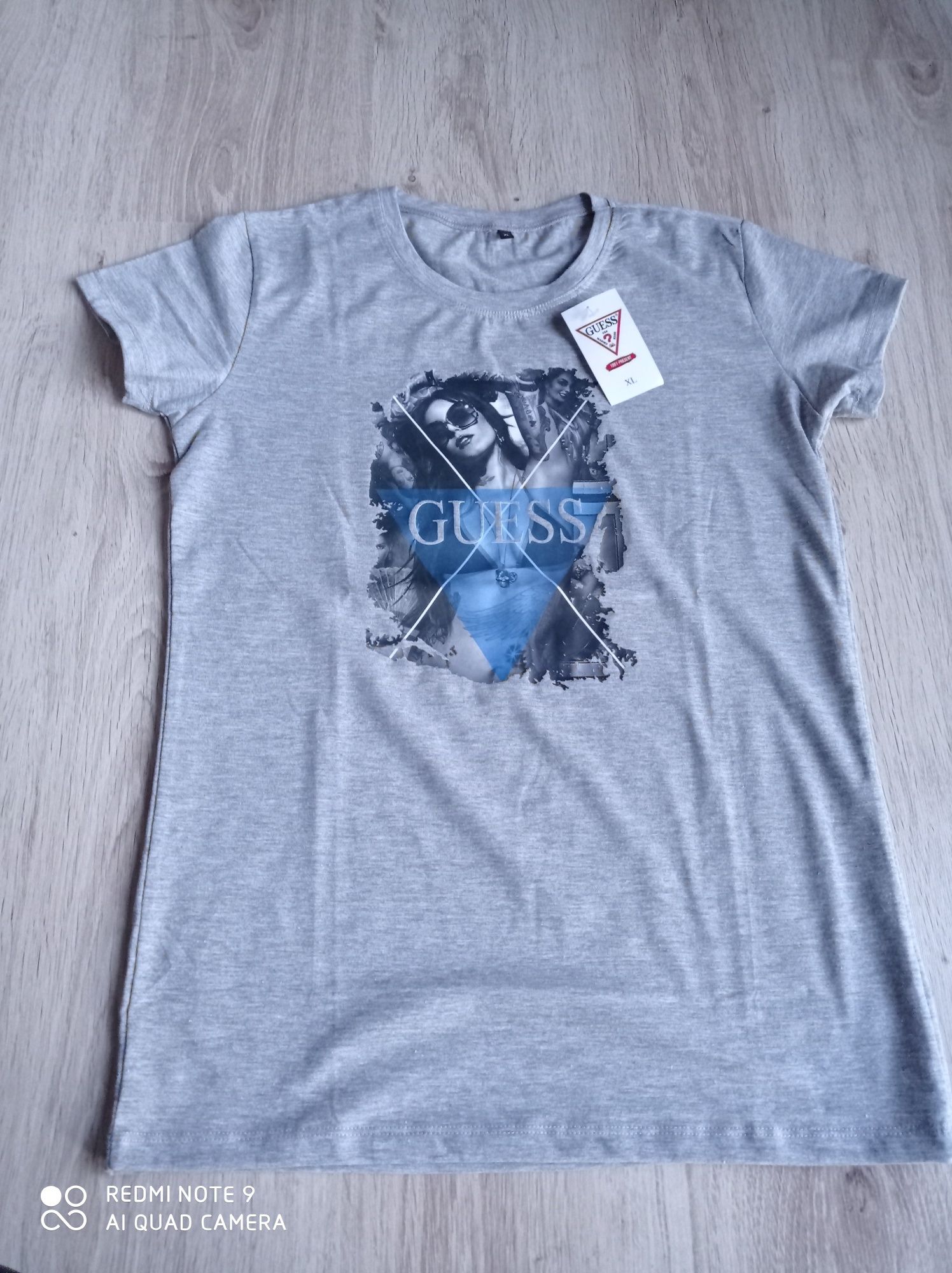 Nowa bluzka damska r.S Guess