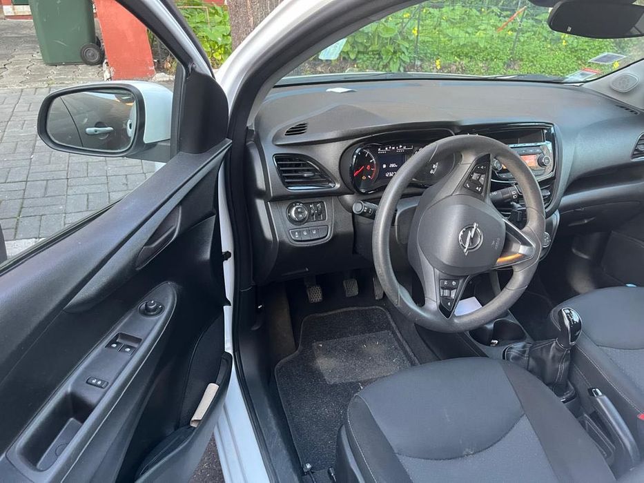 Veículo em ótimo estado, muito limpo, sem histórico de acidentes