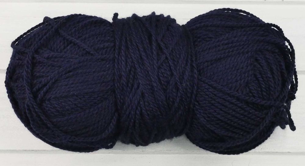 153.Włóczka 100%Akryl 180g