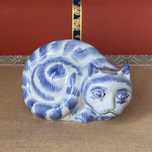 Rzeźba porcelanowa „Kot”
