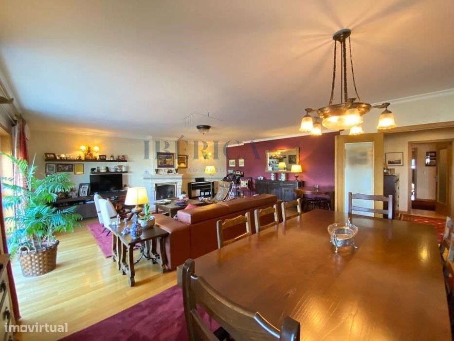 Fantático PENTHOUSE T4 Recuado Centro de Gaia junto ao metro