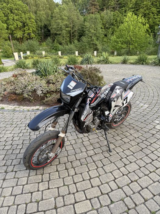 Suzuki drz 400s/sm 2001