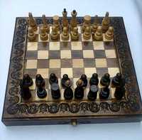 Шахи. Трійка (шахмати, шашки, нарди)