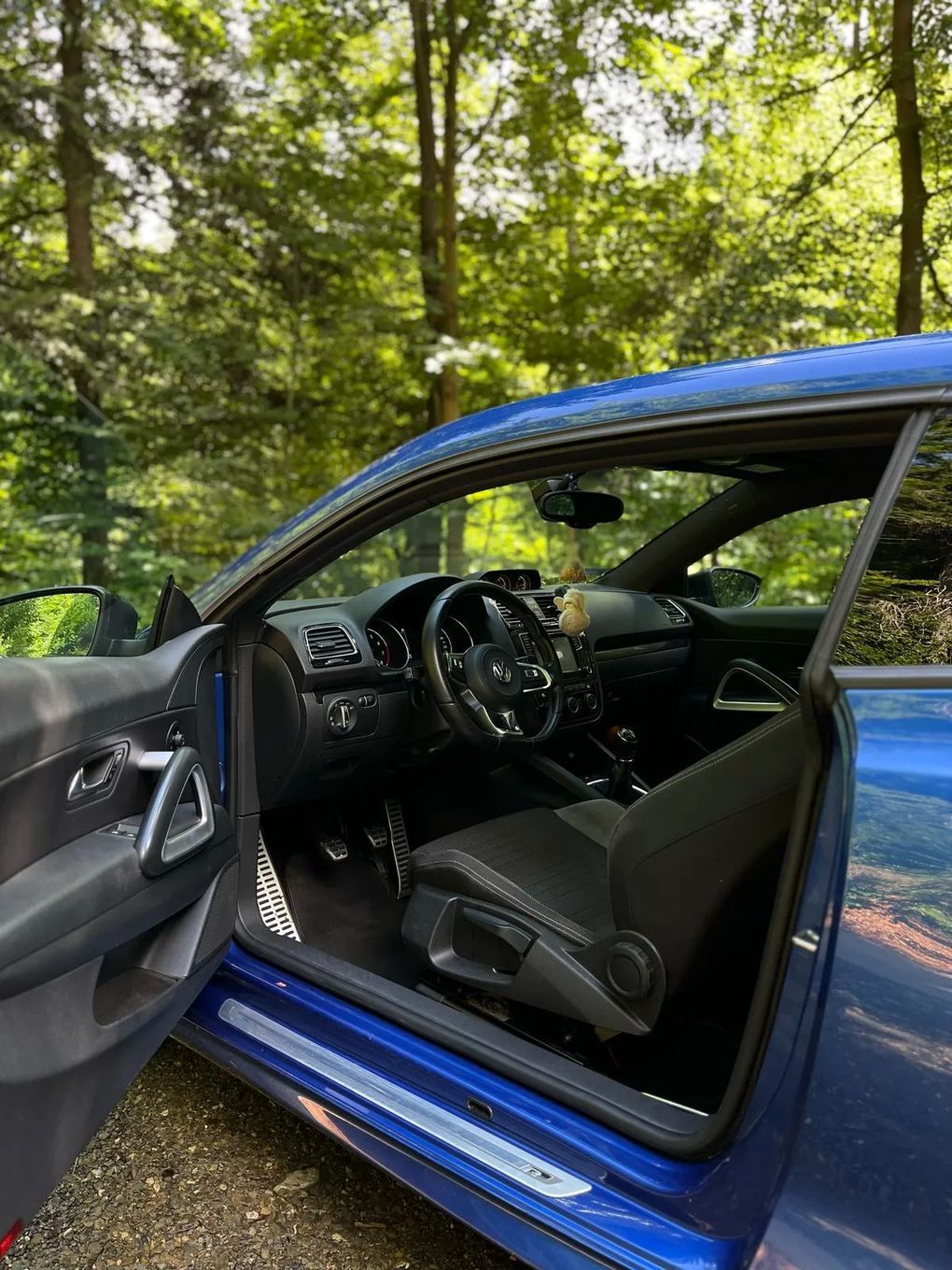 Volkswagen Scirocco Volkswagen Scirocco R-Line 2.0 TSI 180 KM – 2017 r. – Stan bdb