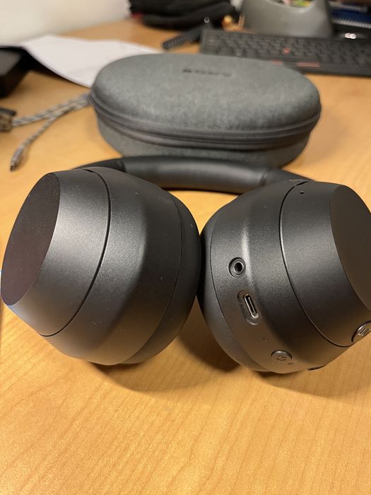 Fones Sony Ult Wear (Extra Bass] - Semi-Novos