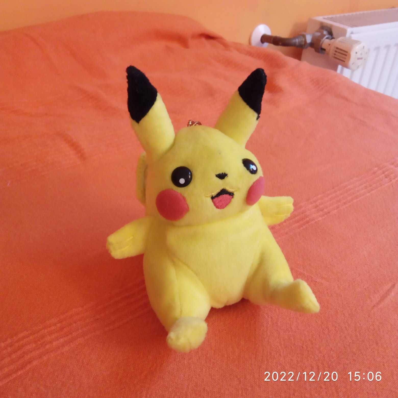 Pikachu z przyssawką maskotka pluszak zawieszka