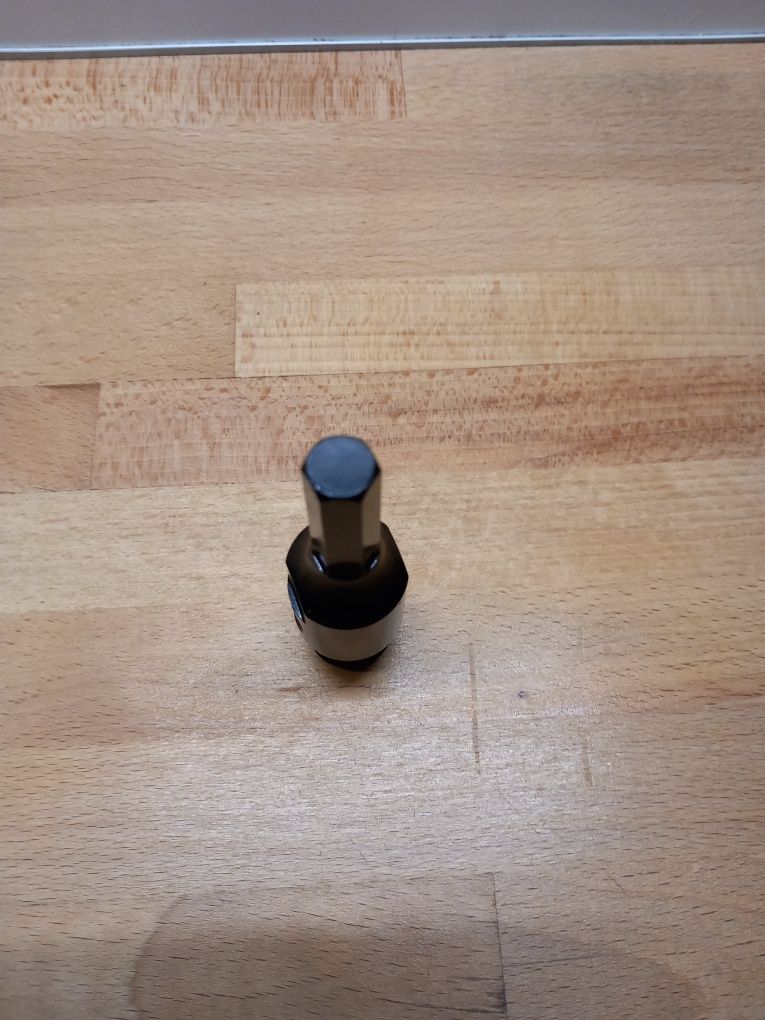 Adapter Erbauer do otwornic diamentowych