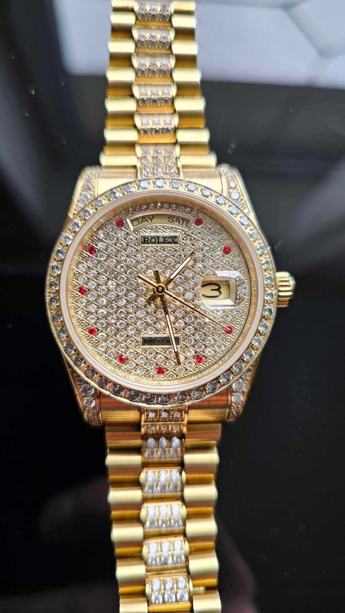 zegarek ROLEX day-date z 18K złota z diamentami