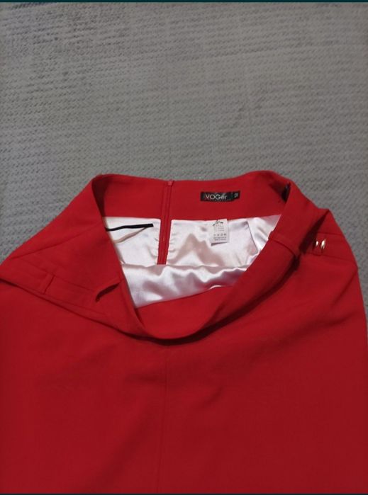 Продам жіночу спідницю