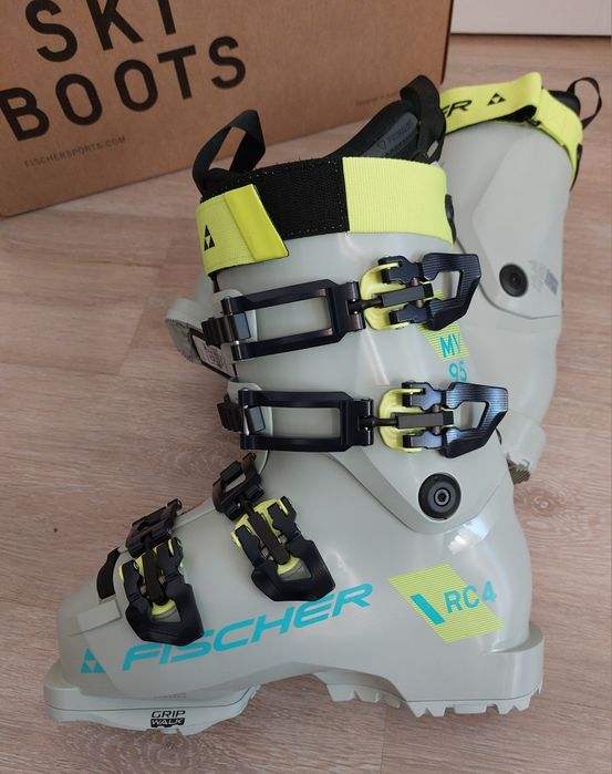 Nowe buty narciarskie damskie Fischer RC4 95 MV VACGW rozm.23,5 (37